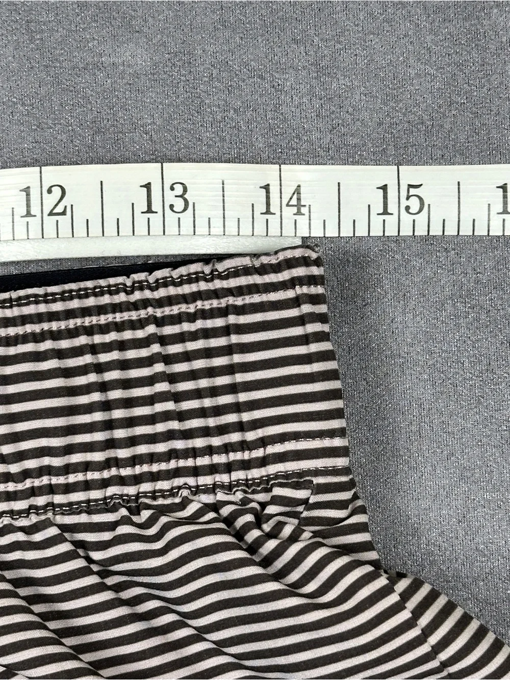 Lululemon Go The Distance Reversible Shorts Stripe Mink Berry Gray 10